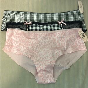 Victoria’s Secret Panty Set